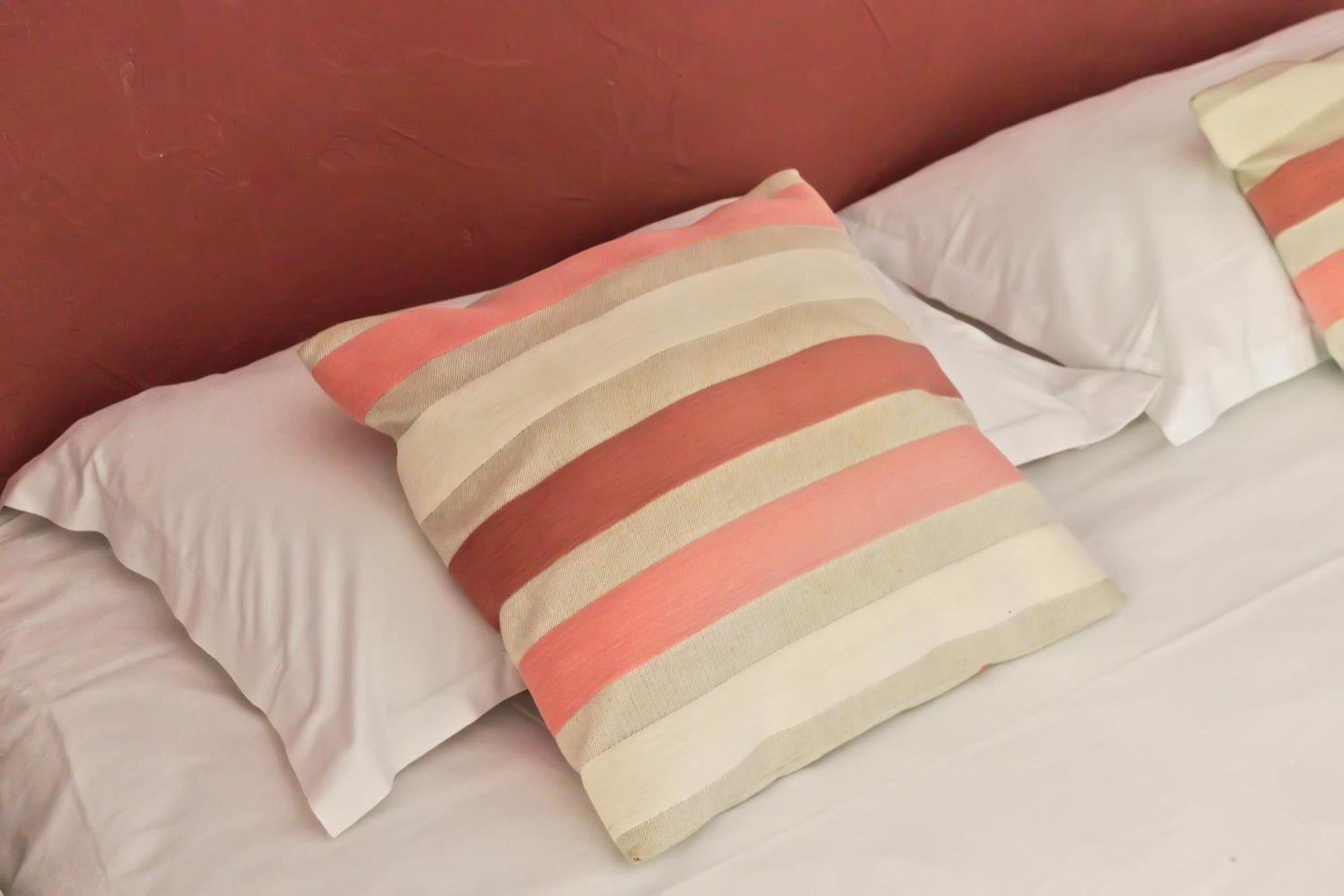 Hotel La Nartelle Сен Максим Екстериор снимка